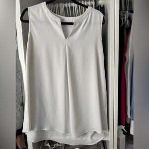 Amazon Classic White Sleeveless Blouse